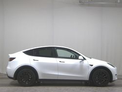 Weiss Gebraucht 2022 Tesla Model Y Long Range AWD SUV | 34.880 € (Guter Preis)