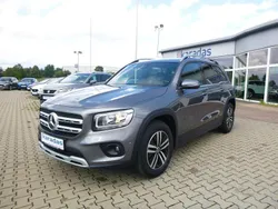Grau Gebraucht 2020 Mercedes GLB200 SUV | 31.750 € (Guter Preis)