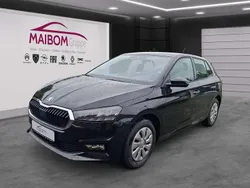 Schwarzmagic perleffekt Neu 2025 Skoda Fabia Essence Kleinwagen | 16.900 € (Guter Preis)