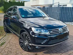 Schwarz Gebraucht 2014 VW Touareg Exclusive SUV | 22.500 € (Etwas zu teuer)