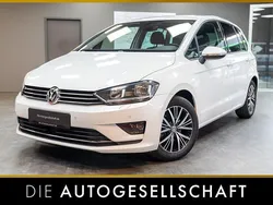 Weiß Gebraucht 2017 VW Golf Sportsvan Allstar Van / Kleinbus | 18.990 € (Etwas zu teuer)