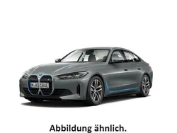 Grau Gebraucht 2022 BMW i4 Sport Line Limousine | 35.900 € (Superpreis)