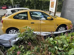 Gelb Gebraucht 1999 Renault Mégane Coupé Coupé | 1.100 €