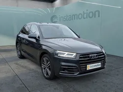Grau Gebraucht 2021 Audi Q5 Sport SUV | 36.640 € (Fairer Preis)