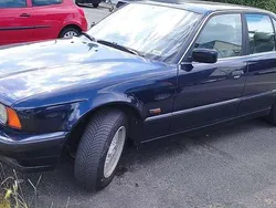 Blau Gebraucht 1995 BMW 520 Executive Limousine | 9.000 €