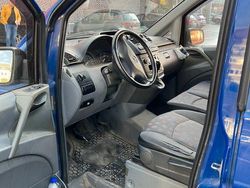 Blau Gebraucht 2007 Mercedes Vito Van / Kleinbus | 4.900 € (Fairer Preis)