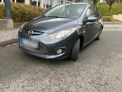 Grau Gebraucht 2009 Mazda 2 Kleinwagen | 1.600 € (Guter Preis)