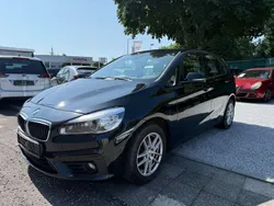 Black sapphire metallic Gebraucht 2015 BMW 220 Limousine | 12.999 € (Fairer Preis)