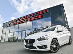 Weiß Gebraucht 2018 BMW 220 Active Tourer Advantage Van / Kleinbus | 15.790 € (Fairer Preis)