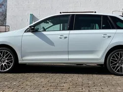 Weiß Gebraucht 2016 Skoda Rapid Emotion Plus Kleinwagen | 9.900 € (Teuer)