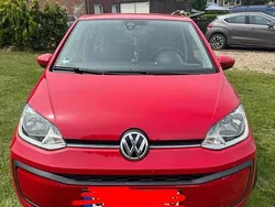Rot Gebraucht 2019 VW up! Kleinwagen | 9.800 € (Fairer Preis)