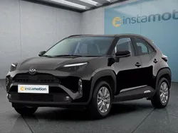 Schwarz Neu 2025 Toyota Yaris Cross SUV | 25.699 €