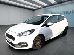 Weiß Gebraucht 2018 Ford Fiesta ST Kleinwagen | 14.799 € (Guter Preis)
