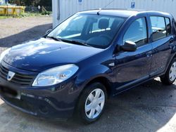 Blau Gebraucht 2009 Dacia Sandero Kleinwagen | 2.300 €