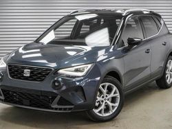 Magnetic grau/dach schwarz metallic (s70e) Gebraucht 2024 Seat Arona FR SUV | 27.990 € (Teuer)