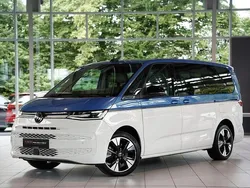 Weiss Gebraucht 2024 VW T7 Style Van | 59.900 € (Teuer)