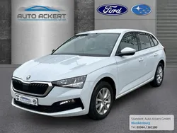 Weiss Gebraucht 2023 Skoda Scala Ambition Kleinwagen | 20.990 € (Fairer Preis)