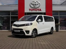 Schaumweiß Gebraucht 2019 Toyota Proace Comfort Van | 23.990 € (Guter Preis)