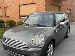 Grau Gebraucht 2009 Mini Cooper Kleinwagen | 2.300 €