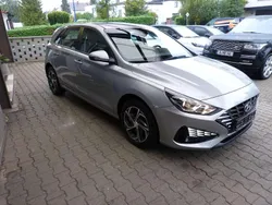 Grau Gebraucht 2022 Hyundai i30 Limousine | 17.900 € (Guter Preis)