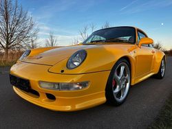 Gelb Gebraucht 1997 Porsche 911 Carrera 4S Coupé | 149.993 €
