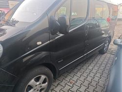 Schwarz Gebraucht 2014 Opel Vivaro Cosmo Van | 14.000 € (Teuer)