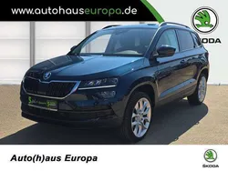 Lavablau metallic Gebraucht 2020 Skoda Karoq Style SUV | 22.990 € (Fairer Preis)