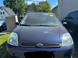 Blau Gebraucht 2004 Ford Fiesta Kleinwagen | 600 € (Guter Preis)
