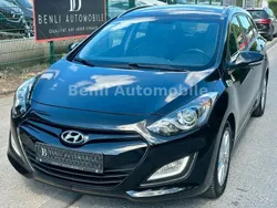 Schwarz Gebraucht 2014 Hyundai i30 Edition Kombi | 8.490 € (Fairer Preis)