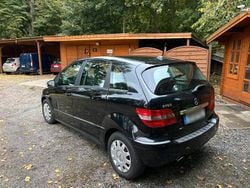 Gebraucht 2011 Mercedes B150 Van / Kleinbus | 5.350 €