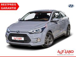 Grau Gebraucht 2016 Hyundai i20 Trend Kleinwagen | 10.990 € (Teuer)