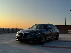 Grau Gebraucht 2021 BMW 320 M Sport Kombi | 27.990 € (Guter Preis)