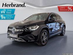 Unilack nachtschwarz Gebraucht 2021 Mercedes GLA200 Progressive SUV | 30.990 € (Guter Preis)