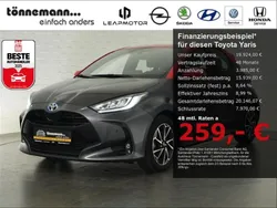 Gebraucht 2021 Toyota Yaris Kleinwagen | 19.924 € (Etwas zu teuer)