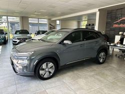 Grau Gebraucht 2020 Hyundai Kona Basis SUV | 16.499 € (Fairer Preis)