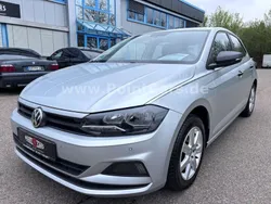 Silber Gebraucht 2020 VW Polo Trendline Kleinwagen | 11.500 €