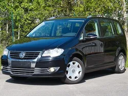 Schwarz Gebraucht 2009 VW Touran Trendline Van / Kleinbus | 4.900 € (Fairer Preis)