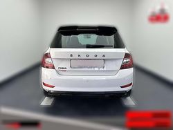Weiß metallic Gebraucht 2021 Skoda Fabia Monte Carlo | 16.430 € (Fairer Preis)