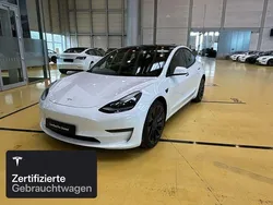 Pearl white multicoat Gebraucht 2021 Tesla Model 3 Performance Limousine | 28.300 € (Guter Preis)