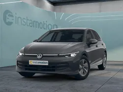 Grau Gebraucht 2024 VW Golf VIII Kleinwagen | 25.749 € (Guter Preis)