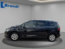 Schwarz Gebraucht 2025 VW Touran Highline Van / Kleinbus | 40.990 € (Etwas zu teuer)