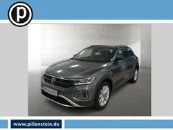 Grau Gebraucht 2023 VW T-Roc Life SUV | 20.606 € (Fairer Preis)