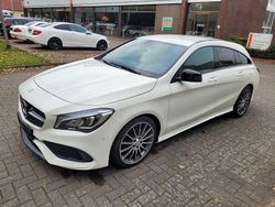 Weiß Gebraucht 2017 Mercedes CLA200 Shooting Brake AMG Kombi | 16.090 € (Guter Preis)