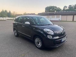Grau Gebraucht 2014 Fiat 500L Living Van / Kleinbus | 4.444 € (Guter Preis)