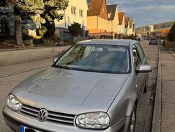 Silber Gebraucht 2003 VW Golf Limousine | 799 € (Superpreis)