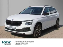 Moonweiss metallic Gebraucht 2025 Skoda Kamiq Selection SUV | 31.930 €