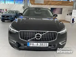 Farbe: schwarz Gebraucht 2021 Volvo XC60 Inscription SUV | 37.650 € (Teuer)