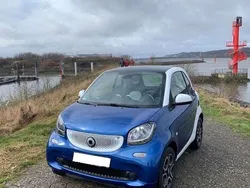 Blau Gebraucht 2015 Smart ForTwo Coupé Coupé | 10.000 € (Fairer Preis)