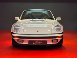 Porsche 911 Carrera