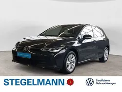 Uranograu Gebraucht 2024 VW Golf VIII Life Limousine | 23.190 € (Guter Preis)